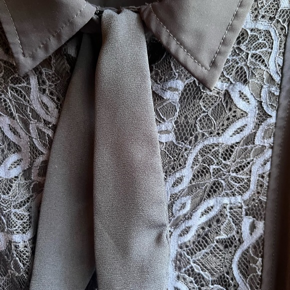 Pretty navy blue button up blouse with lace details and tie. Size large. - Picture 2 of 11